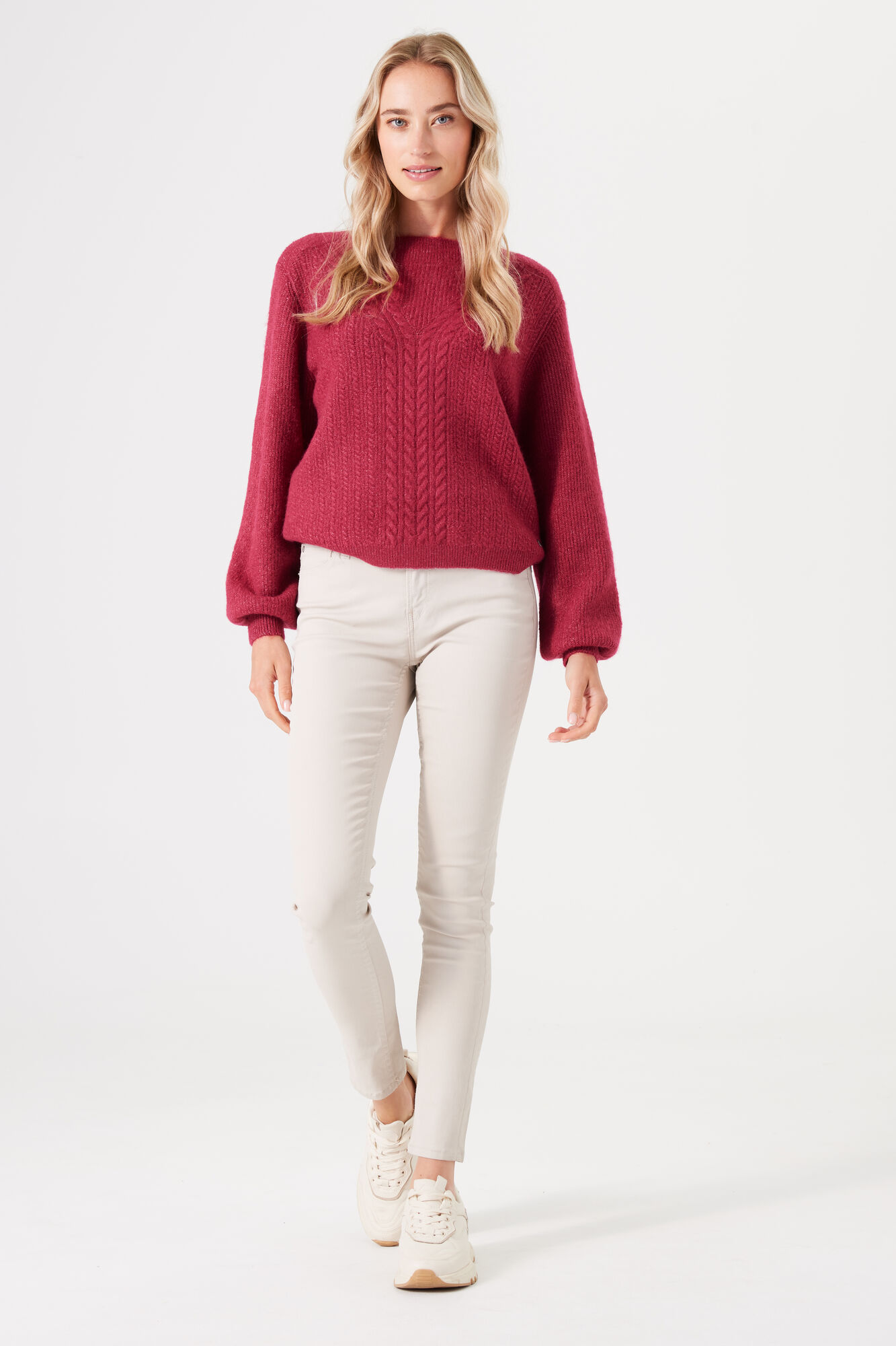 l30243-7622-onmodel-total-2000-73a58cbb (1)